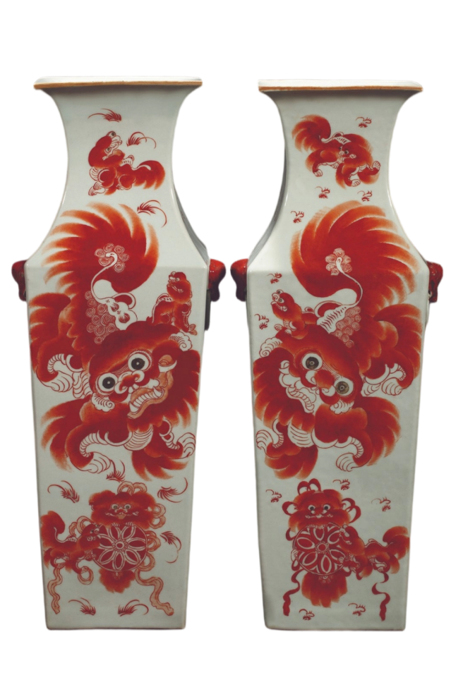 156.粉饰五狮戏球荷花鸳鸯图铺首耳四方瓶【一对】69.png
